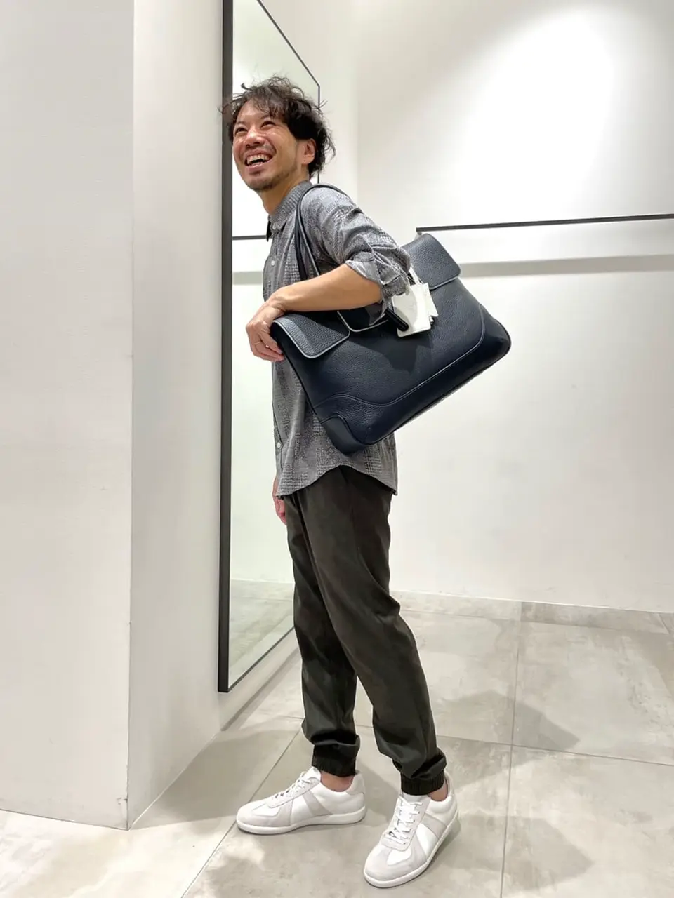 JOSEPH HOMME 中原 コーディネート画像