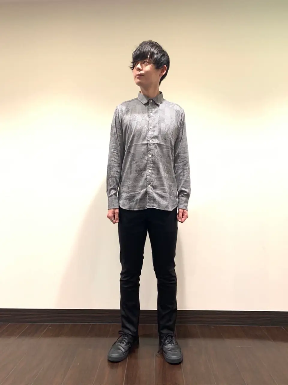 JOSEPH HOMME 佐藤健人 コーディネート画像