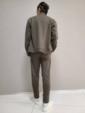 JOSEPH HOMME 泉 コーディネート画像