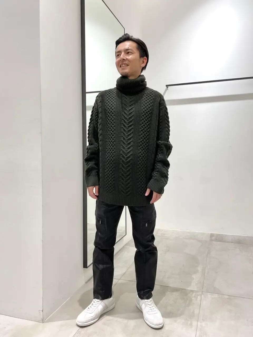 JOSEPH HOMME 鈴木 コーディネート画像