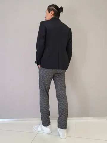 JOSEPH HOMME 泉 コーディネート画像