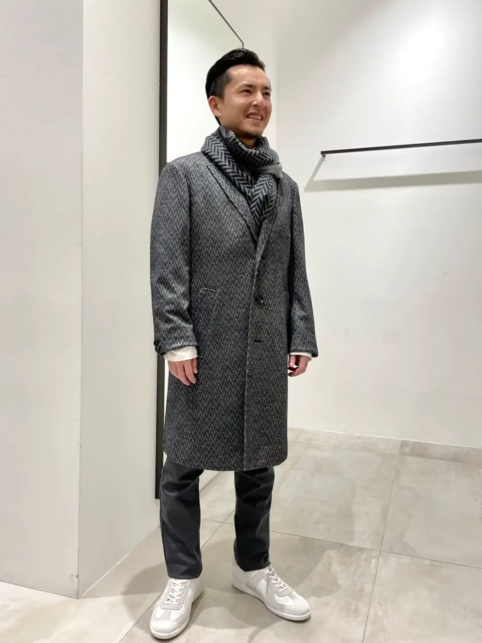 JOSEPH HOMME 鈴木 コーディネート画像