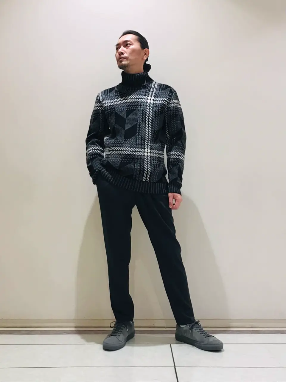  畑本 コーディネート画像