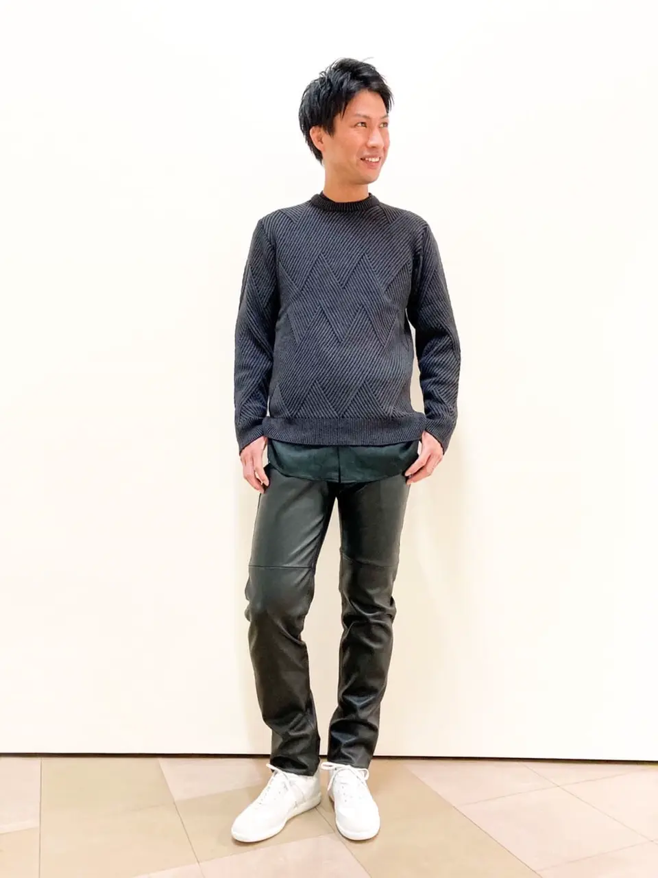  菅谷 コーディネート画像