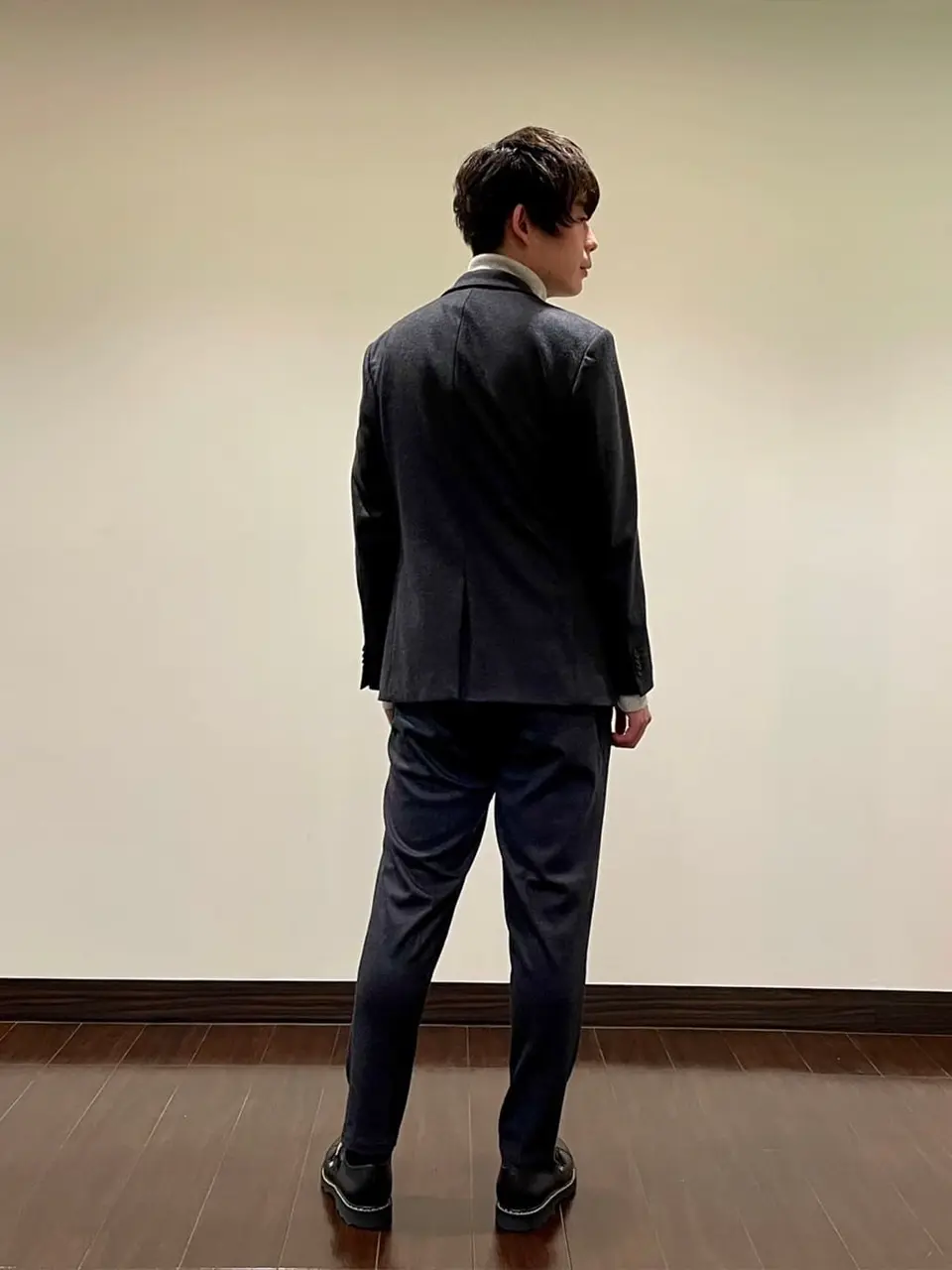 JOSEPH HOMME 佐藤健人 コーディネート画像