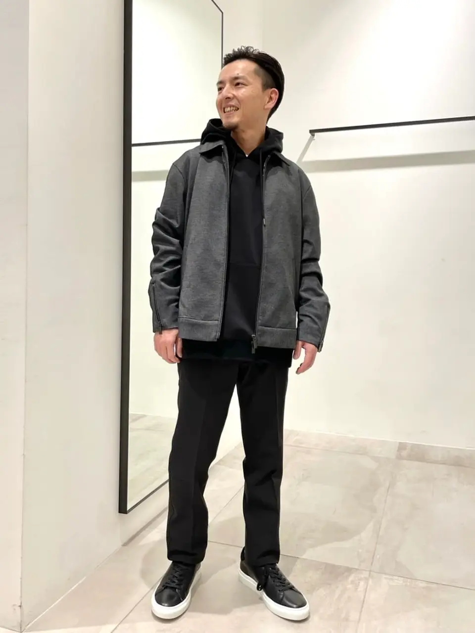 JOSEPH HOMME 鈴木 コーディネート画像