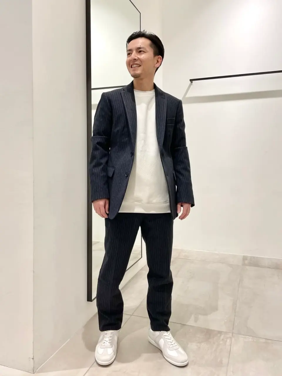 JOSEPH HOMME 鈴木 コーディネート画像