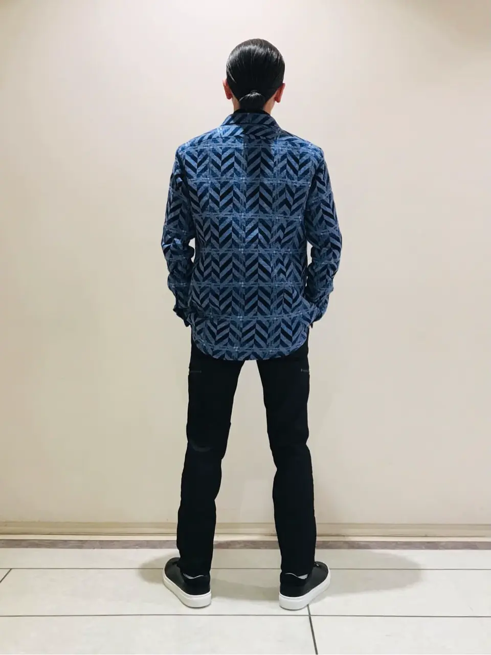 JOSEPH HOMME 畑本 コーディネート画像