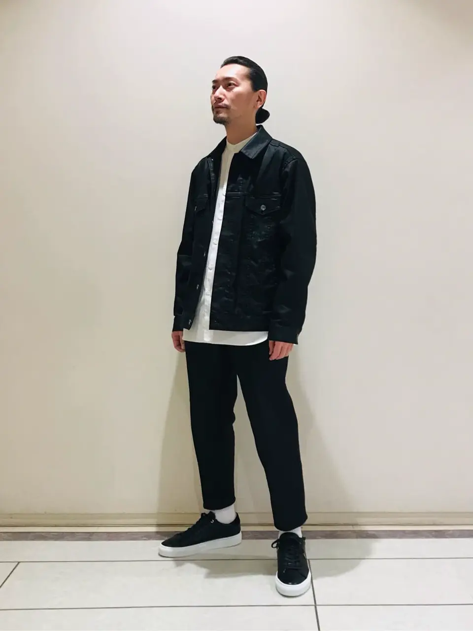  畑本 コーディネート画像