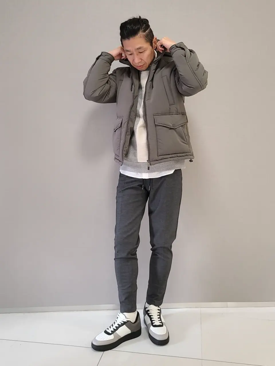 JOSEPH HOMME 泉 コーディネート画像