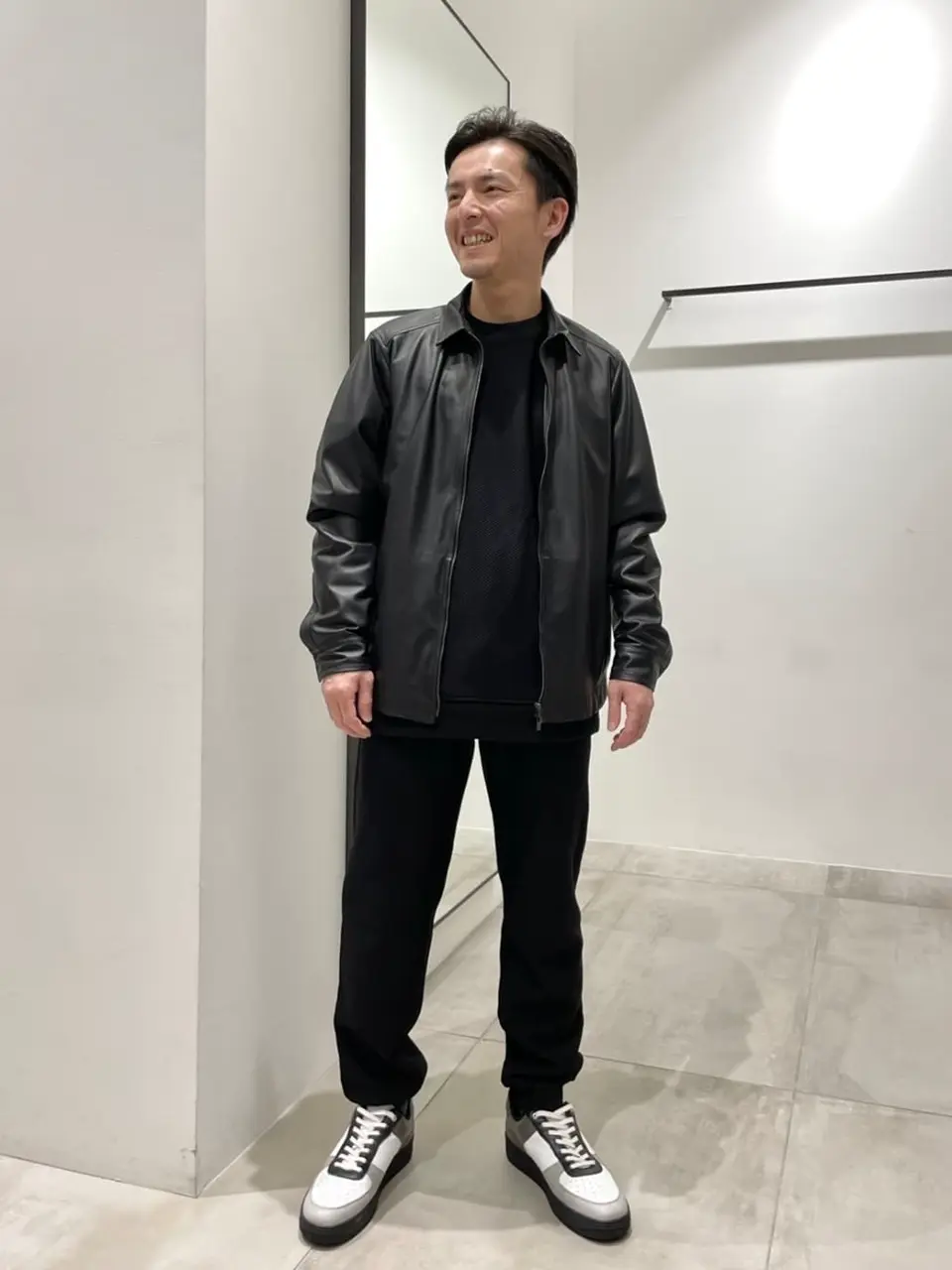 JOSEPH HOMME 鈴木 コーディネート画像