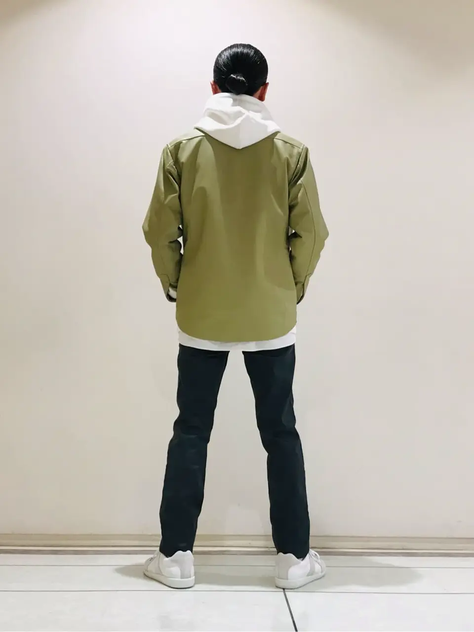 JOSEPH HOMME 畑本 コーディネート画像