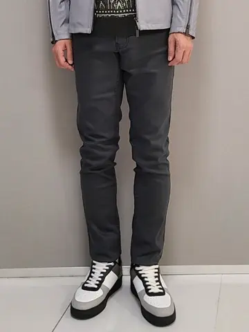 JOSEPH HOMME 泉 コーディネート画像