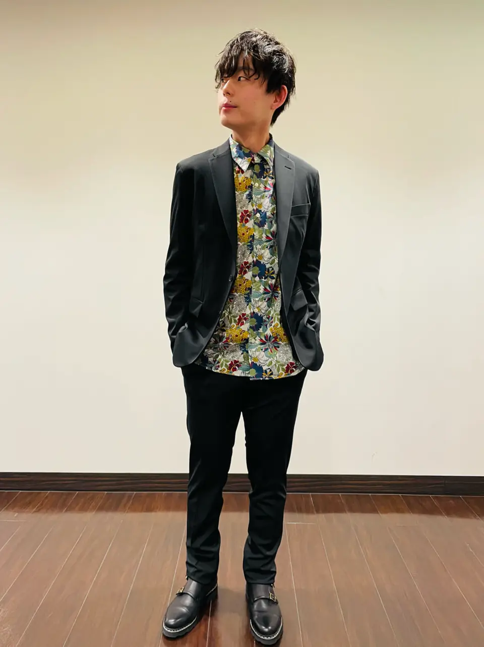 JOSEPH HOMME 佐藤健人 コーディネート画像