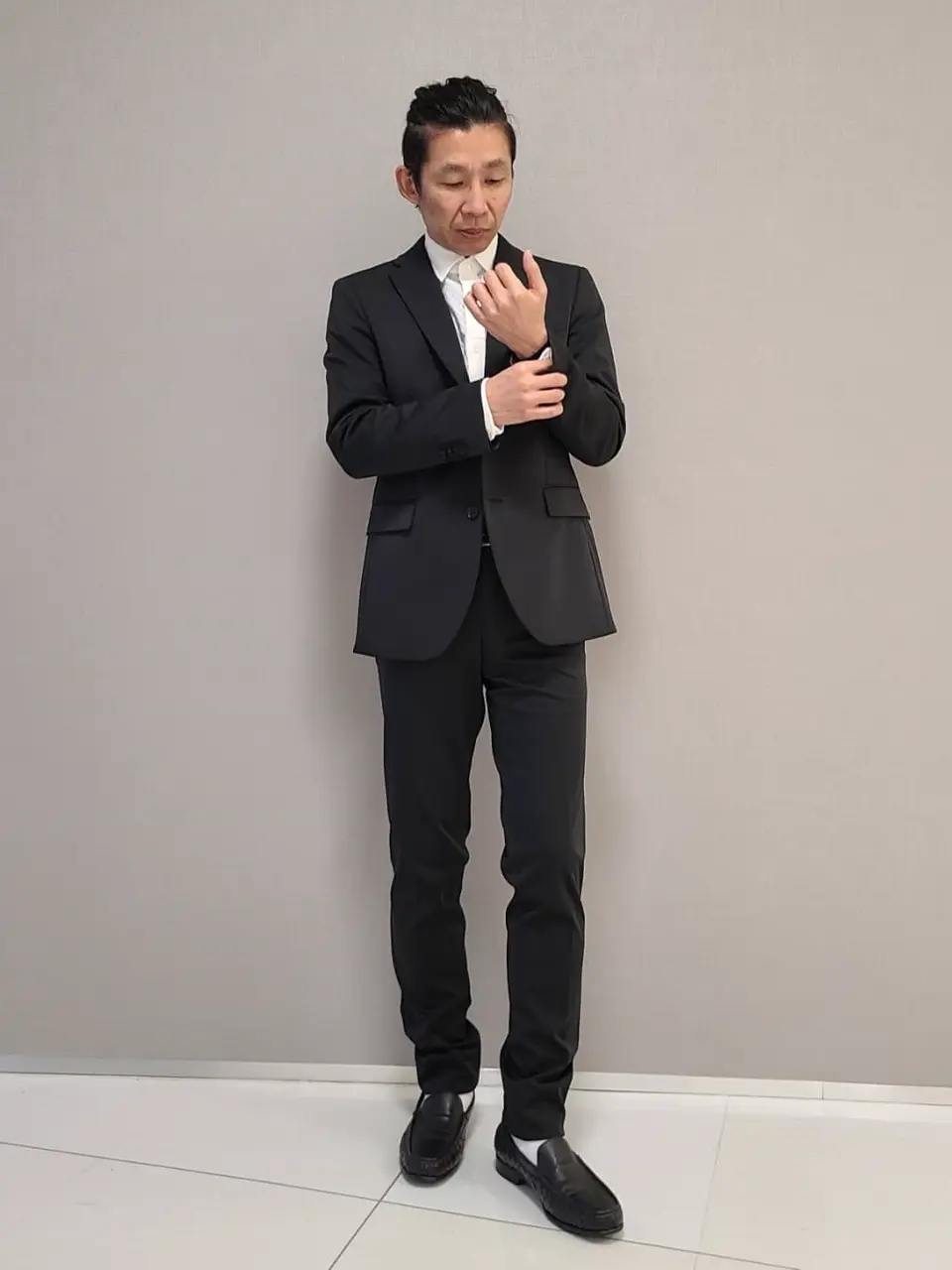 JOSEPH HOMME 泉 コーディネート画像