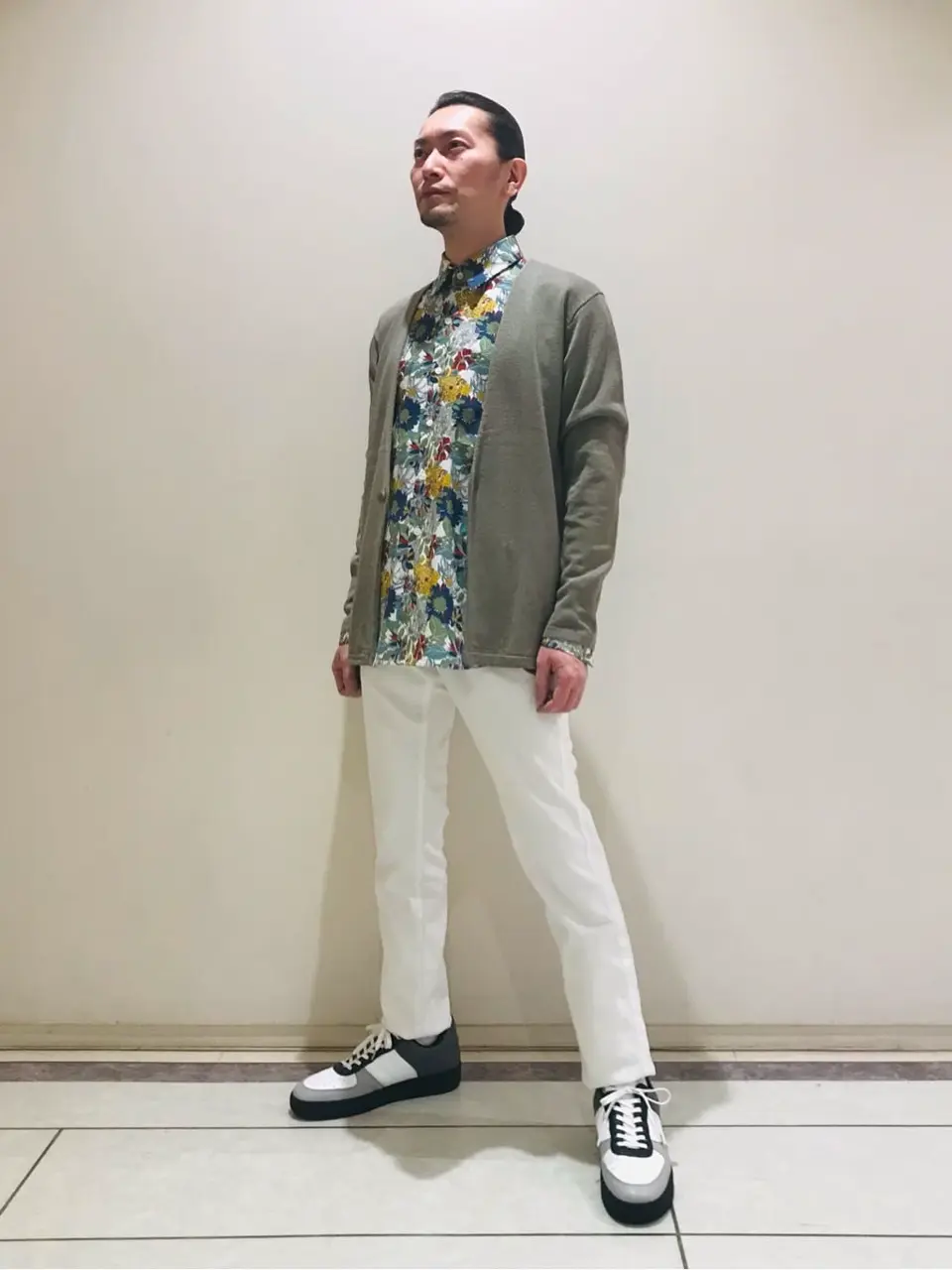  畑本 コーディネート画像