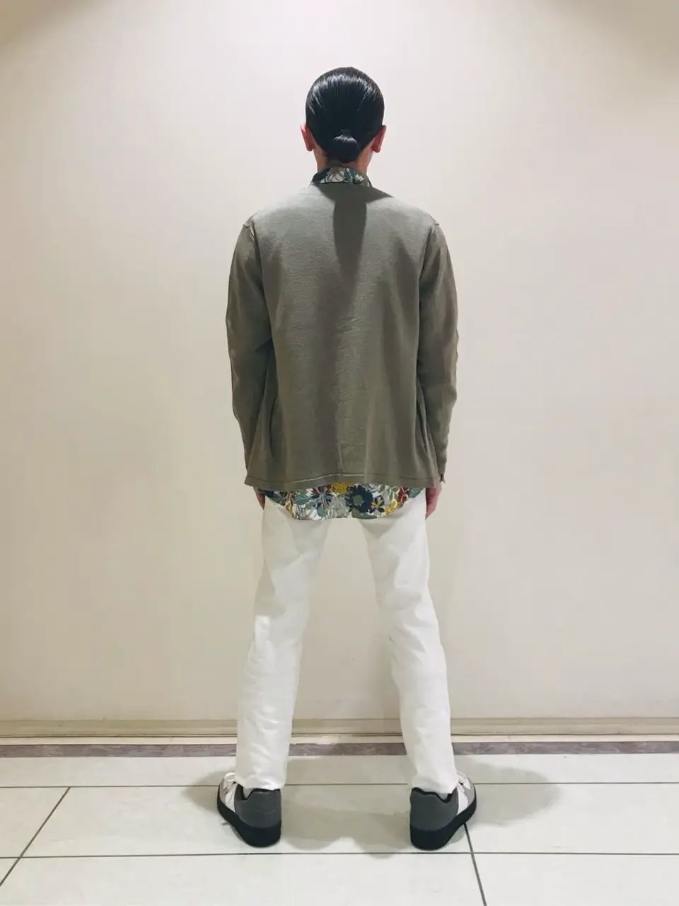 JOSEPH HOMME 畑本 コーディネート画像