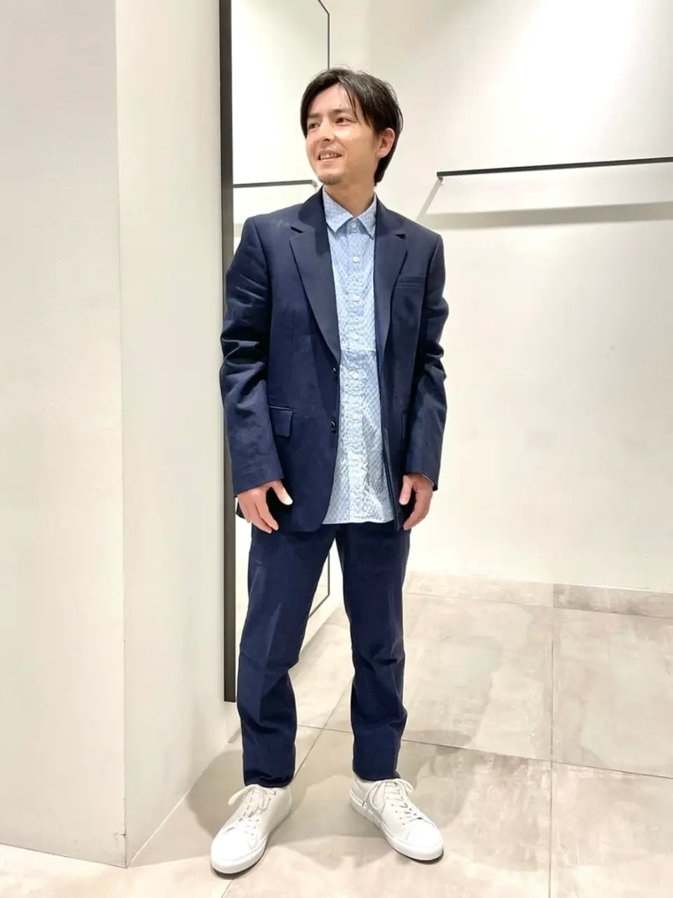 JOSEPH HOMME 鈴木 コーディネート画像