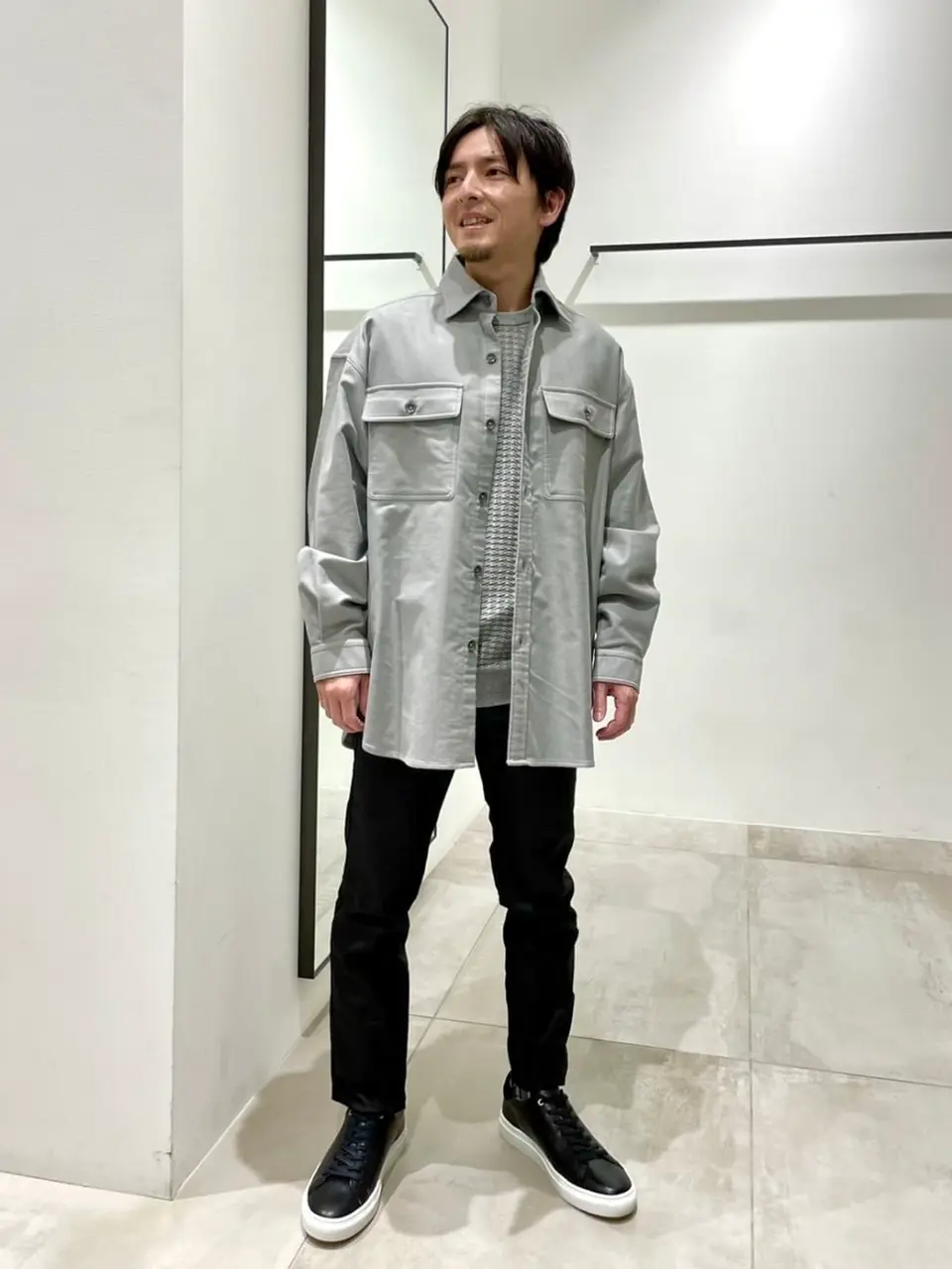 JOSEPH HOMME 鈴木 コーディネート画像