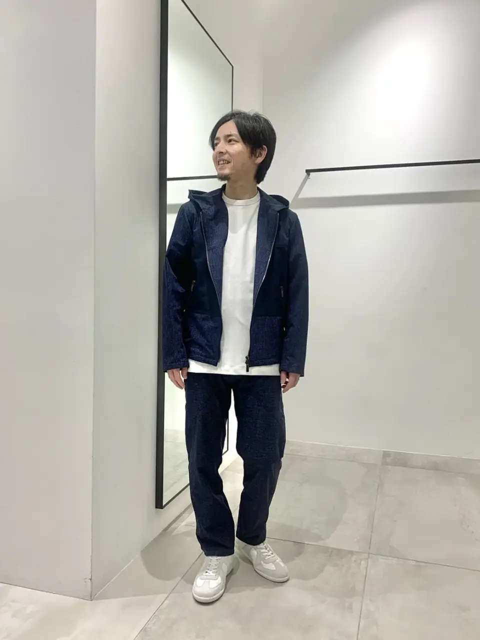 JOSEPH HOMME 鈴木 コーディネート画像