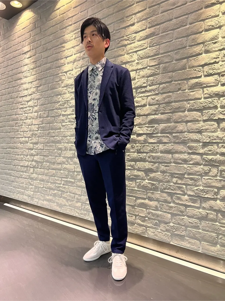 JOSEPH HOMME 井原 コーディネート画像