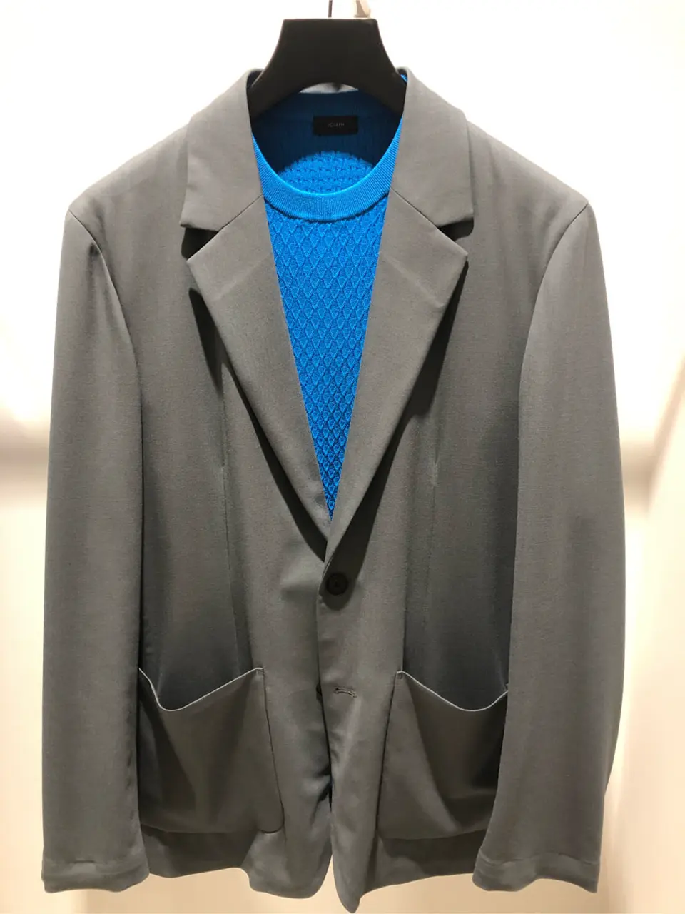 JOSEPH HOMME 鈴木(彰) コーディネート画像