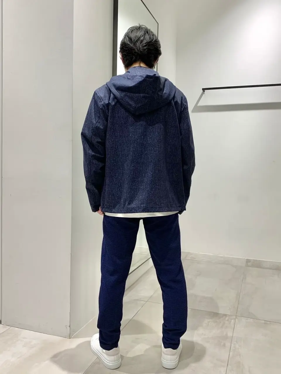 JOSEPH HOMME 鈴木 コーディネート画像