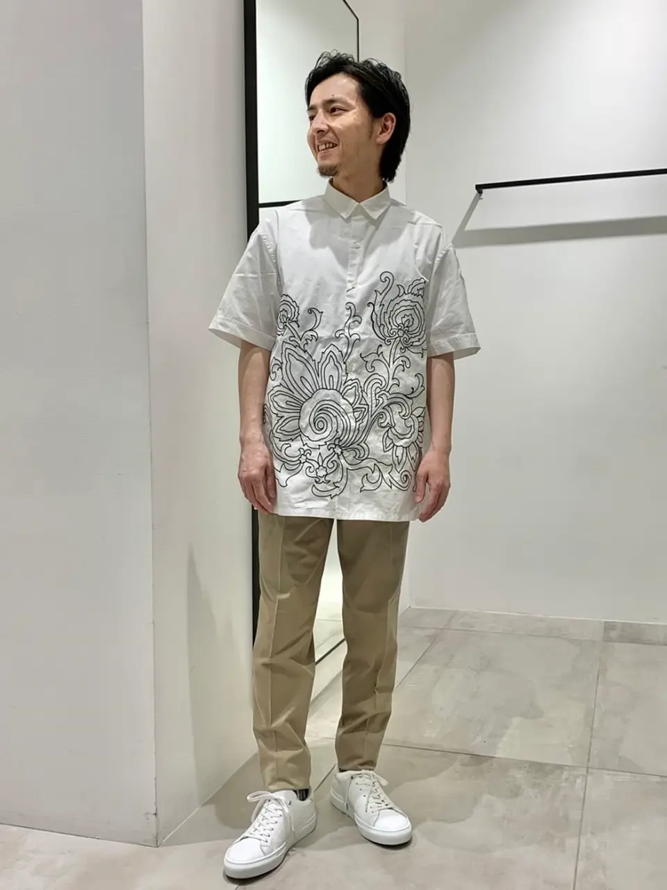 JOSEPH HOMME 鈴木 コーディネート画像