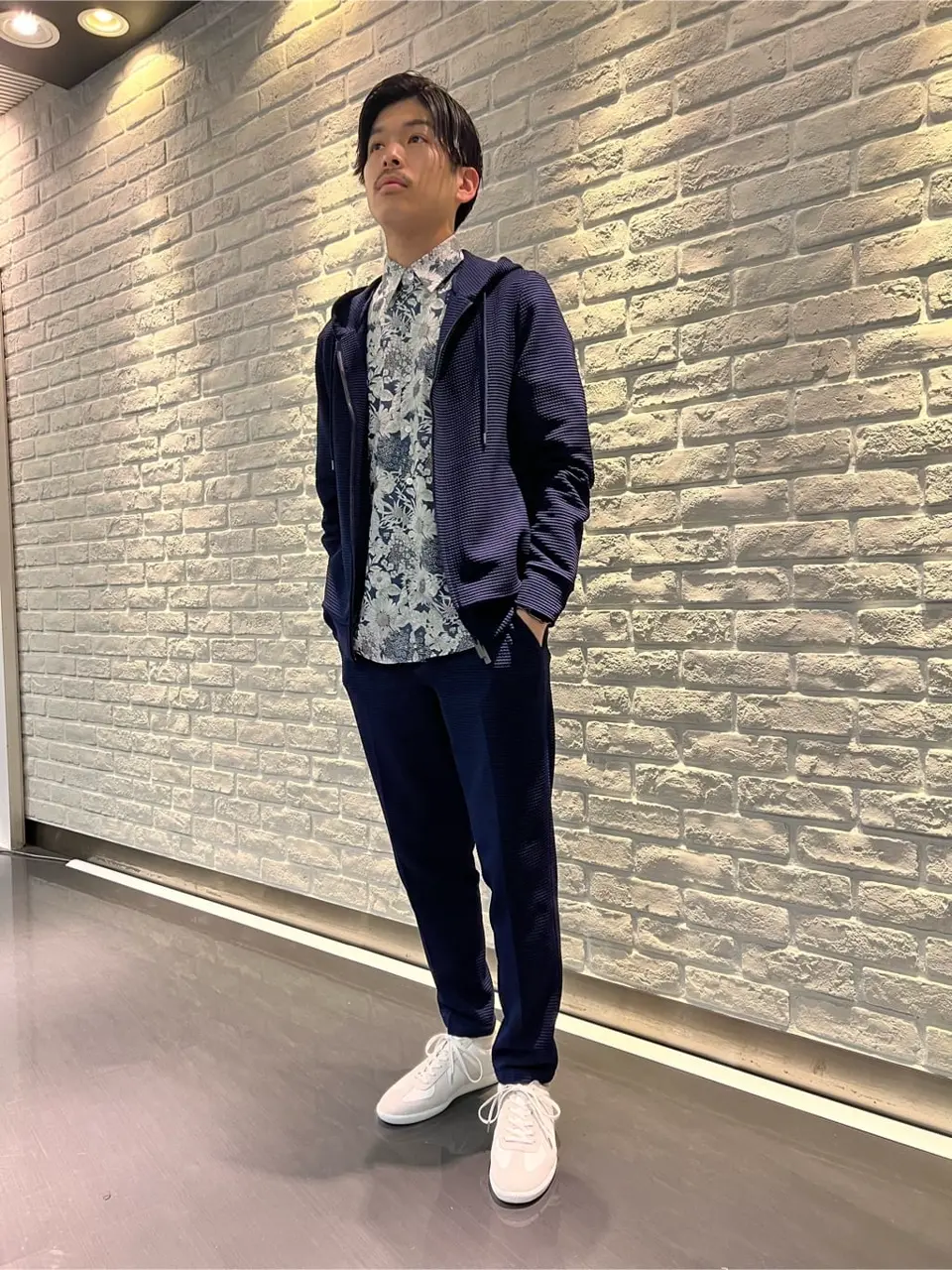 JOSEPH HOMME 井原 コーディネート画像