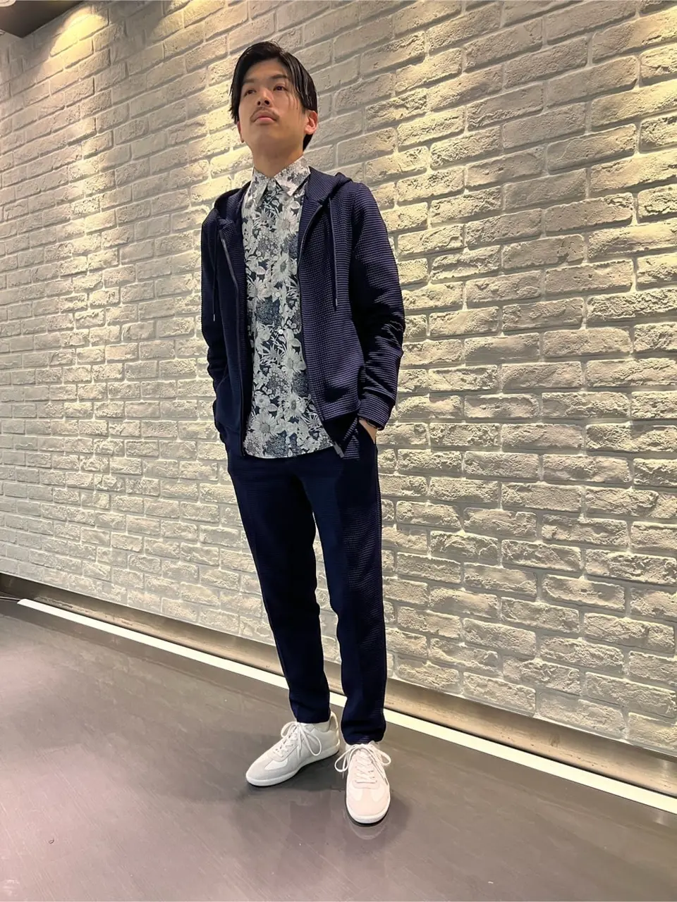 JOSEPH HOMME 井原 コーディネート画像