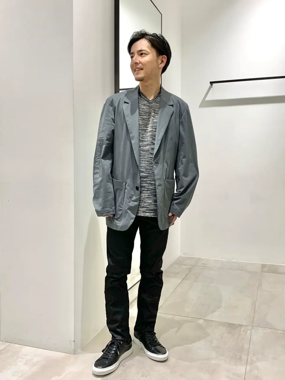 JOSEPH HOMME 鈴木 コーディネート画像