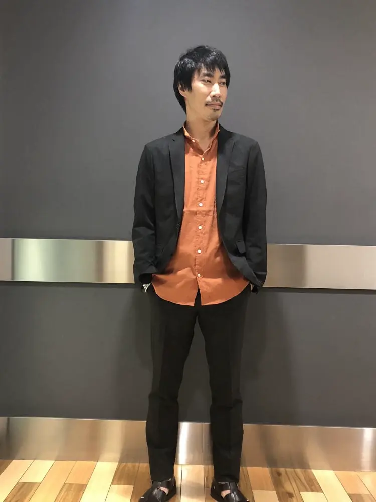 JOSEPH HOMME 鈴木(彰) コーディネート画像