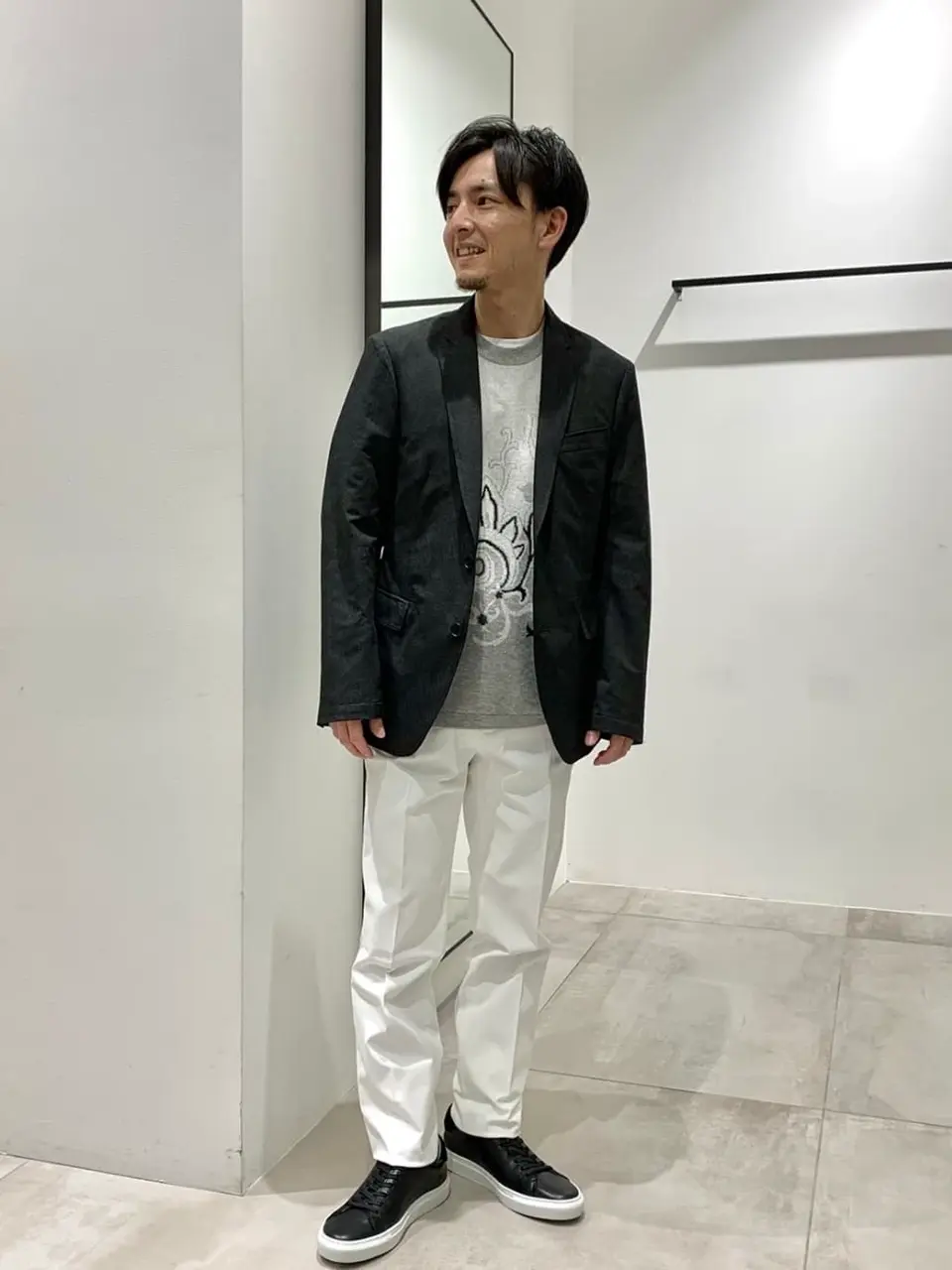 JOSEPH HOMME 鈴木 コーディネート画像