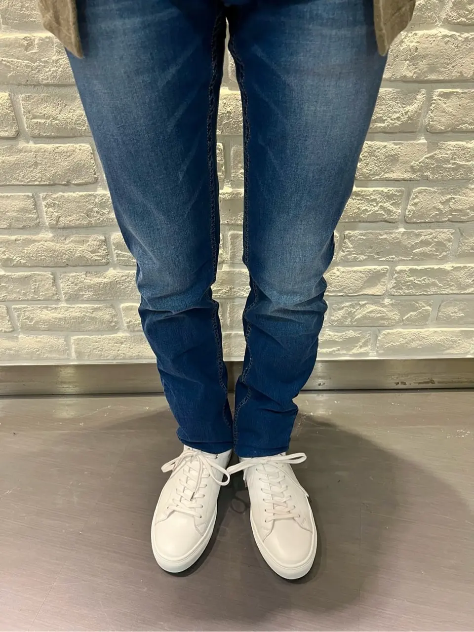 JOSEPH HOMME 井原 コーディネート画像