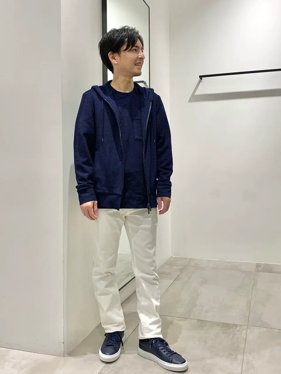 JOSEPH HOMME 鈴木 コーディネート画像