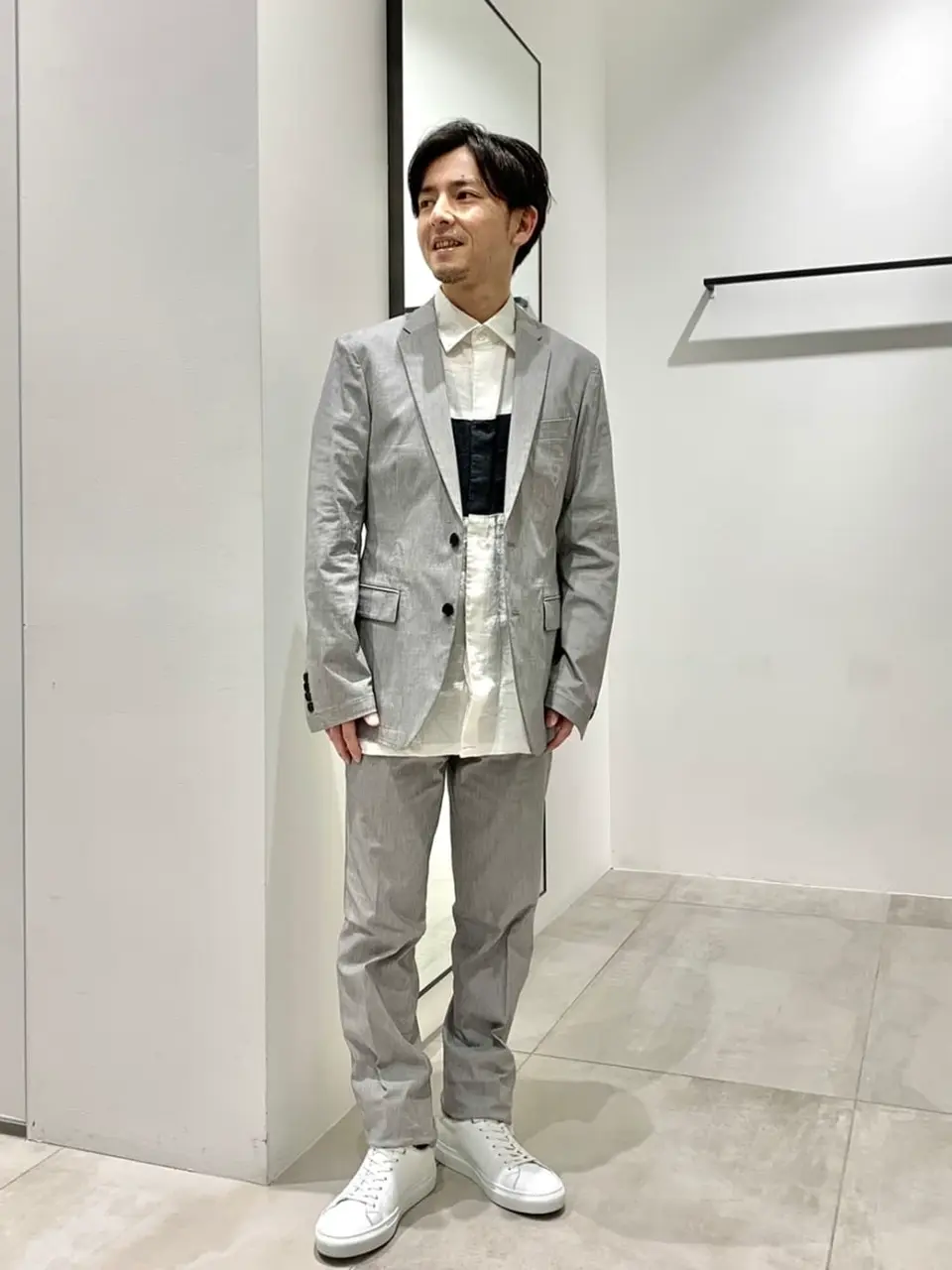 JOSEPH HOMME 鈴木 コーディネート画像