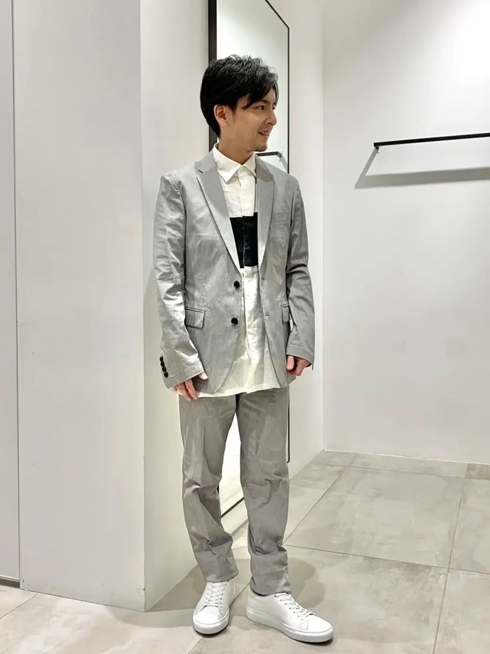 JOSEPH HOMME 鈴木 コーディネート画像