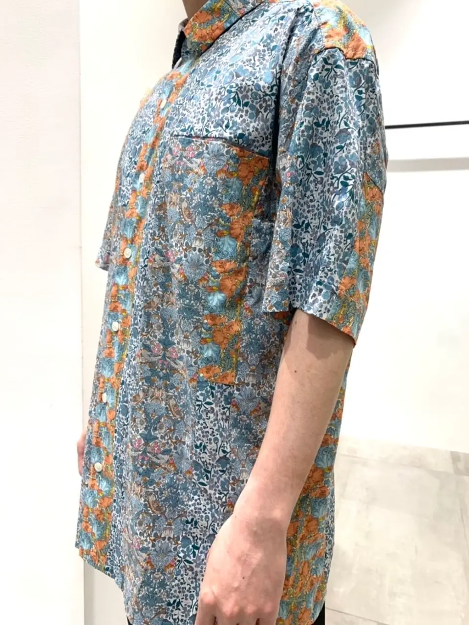 JOSEPH HOMME 鈴木 コーディネート画像