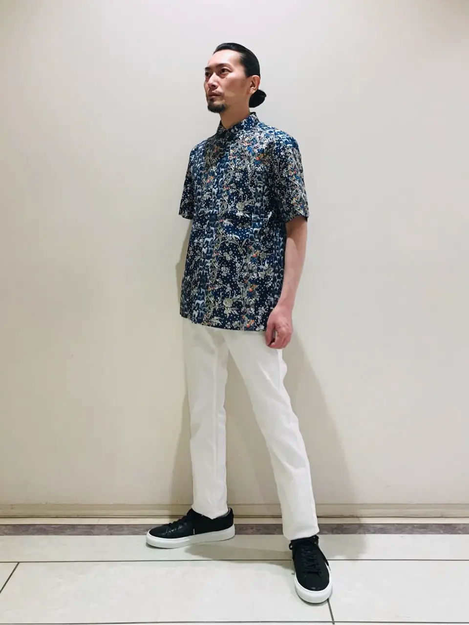  畑本 コーディネート画像