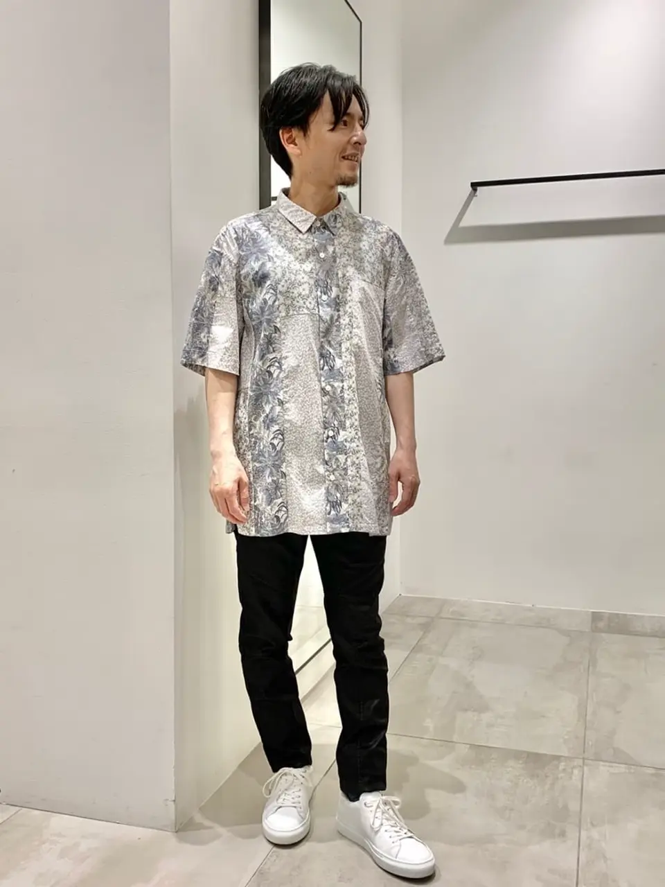 JOSEPH HOMME 鈴木 コーディネート画像