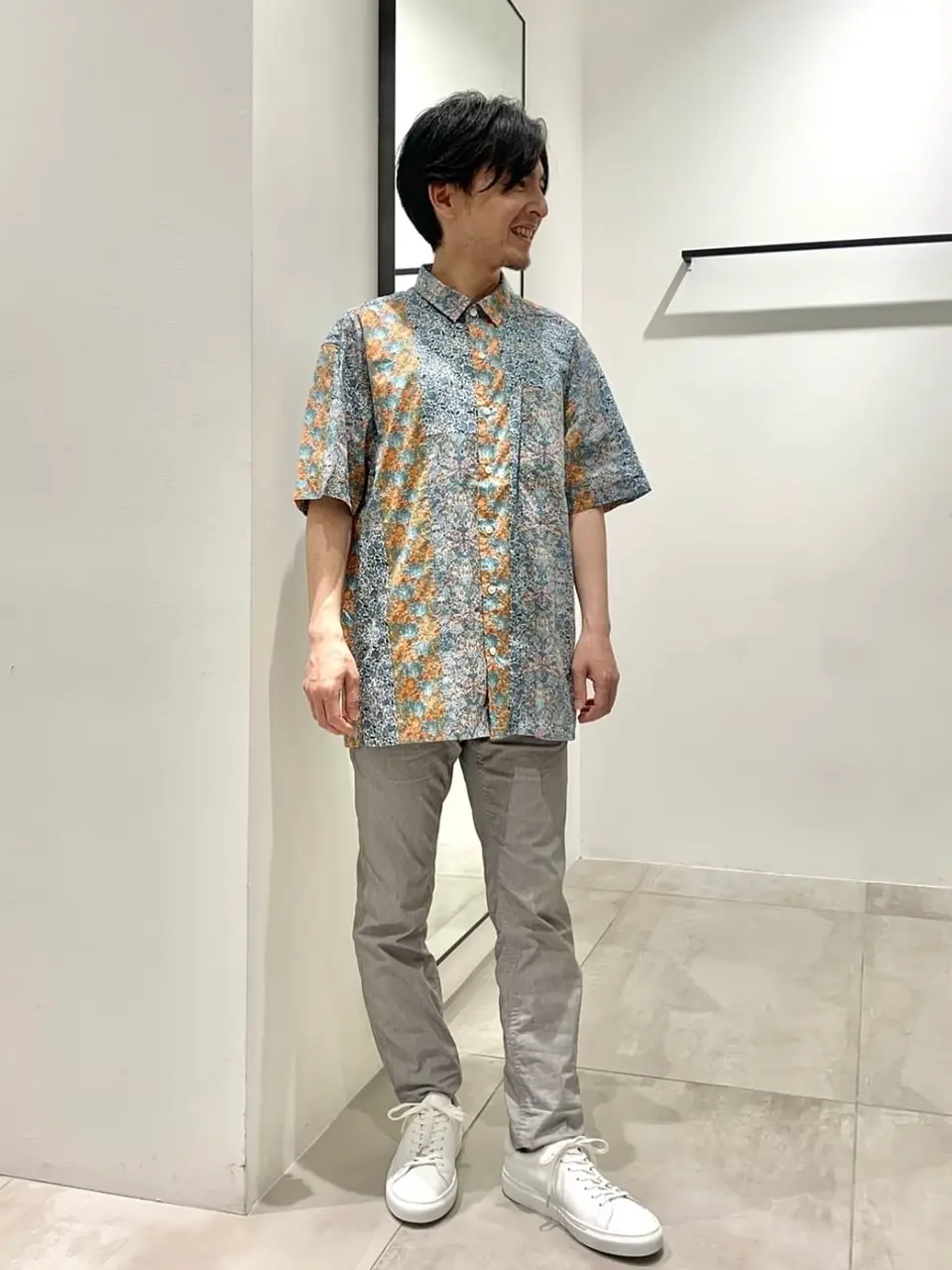 JOSEPH HOMME 鈴木 コーディネート画像