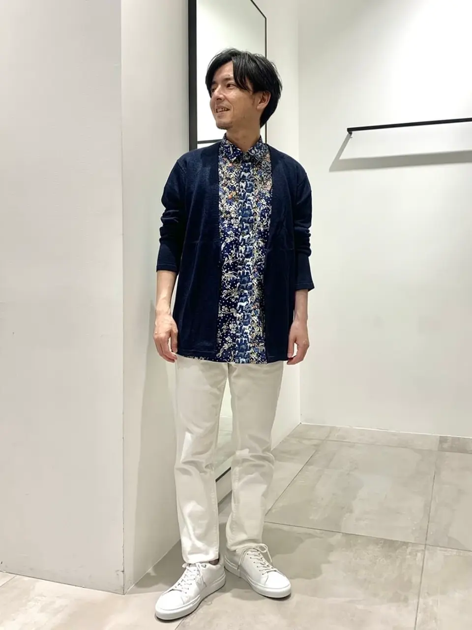 JOSEPH HOMME 鈴木 コーディネート画像