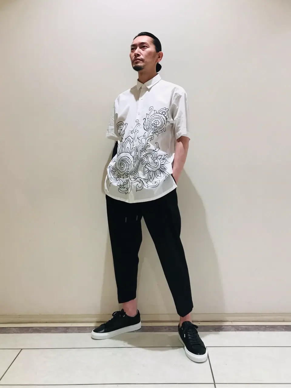  畑本 コーディネート画像