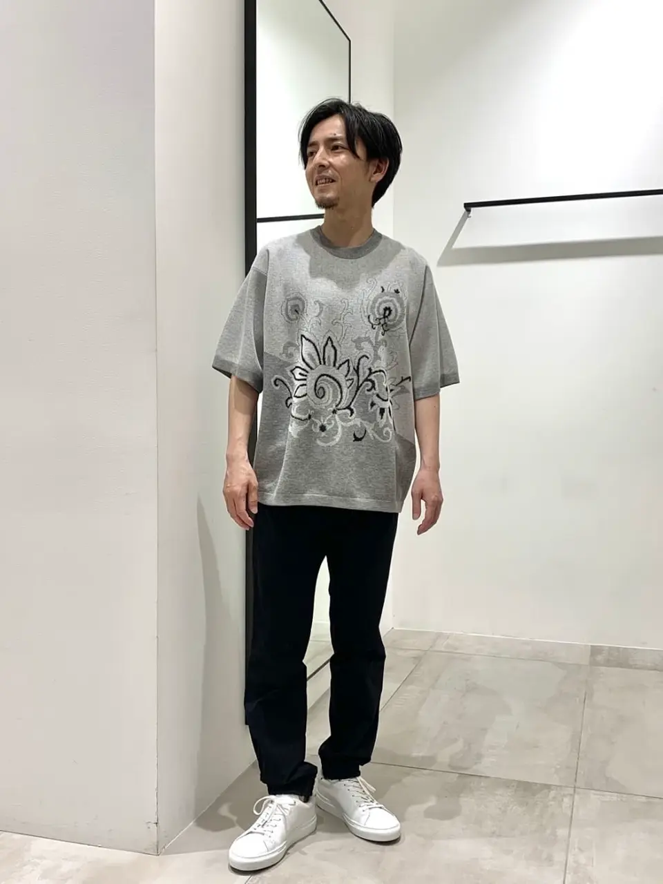 JOSEPH HOMME 鈴木 コーディネート画像