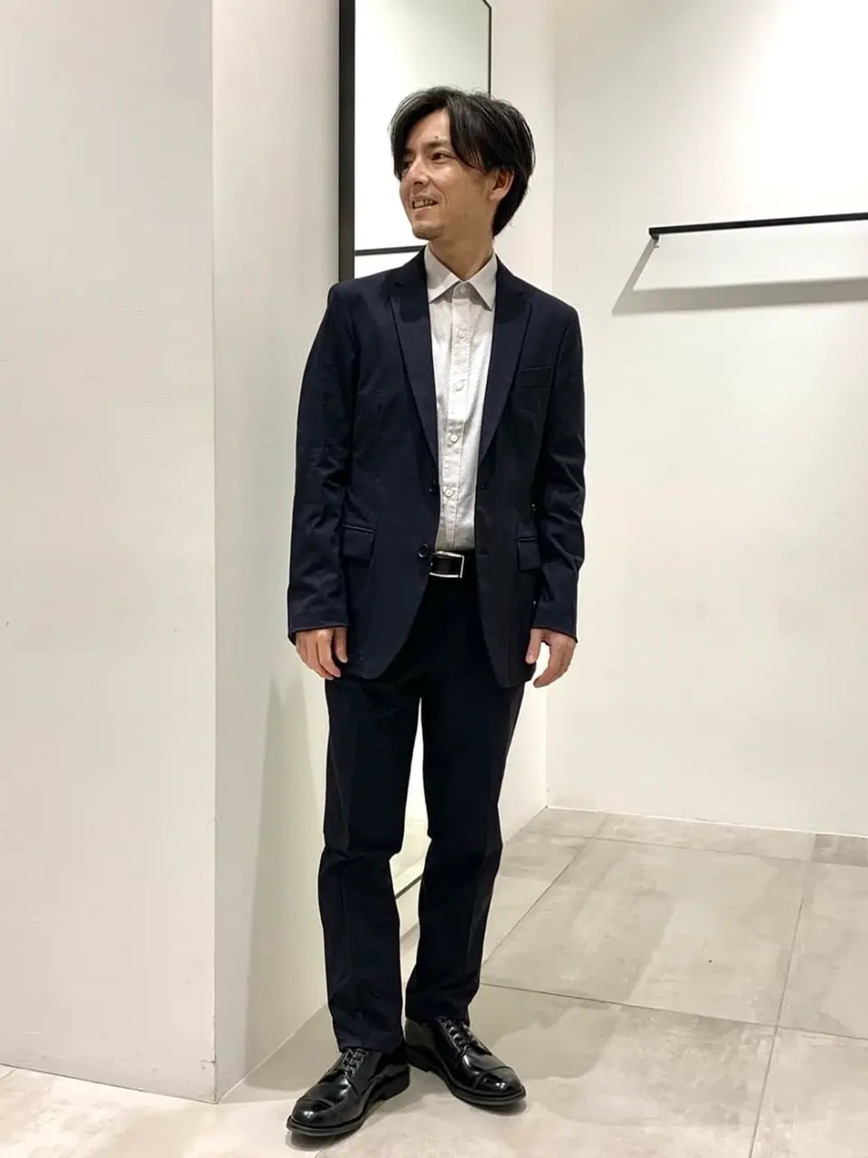 JOSEPH HOMME 鈴木 コーディネート画像