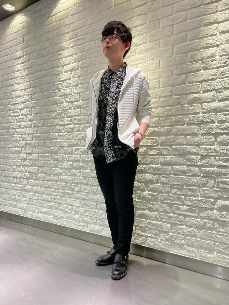 JOSEPH HOMME 佐藤健人 コーディネート画像