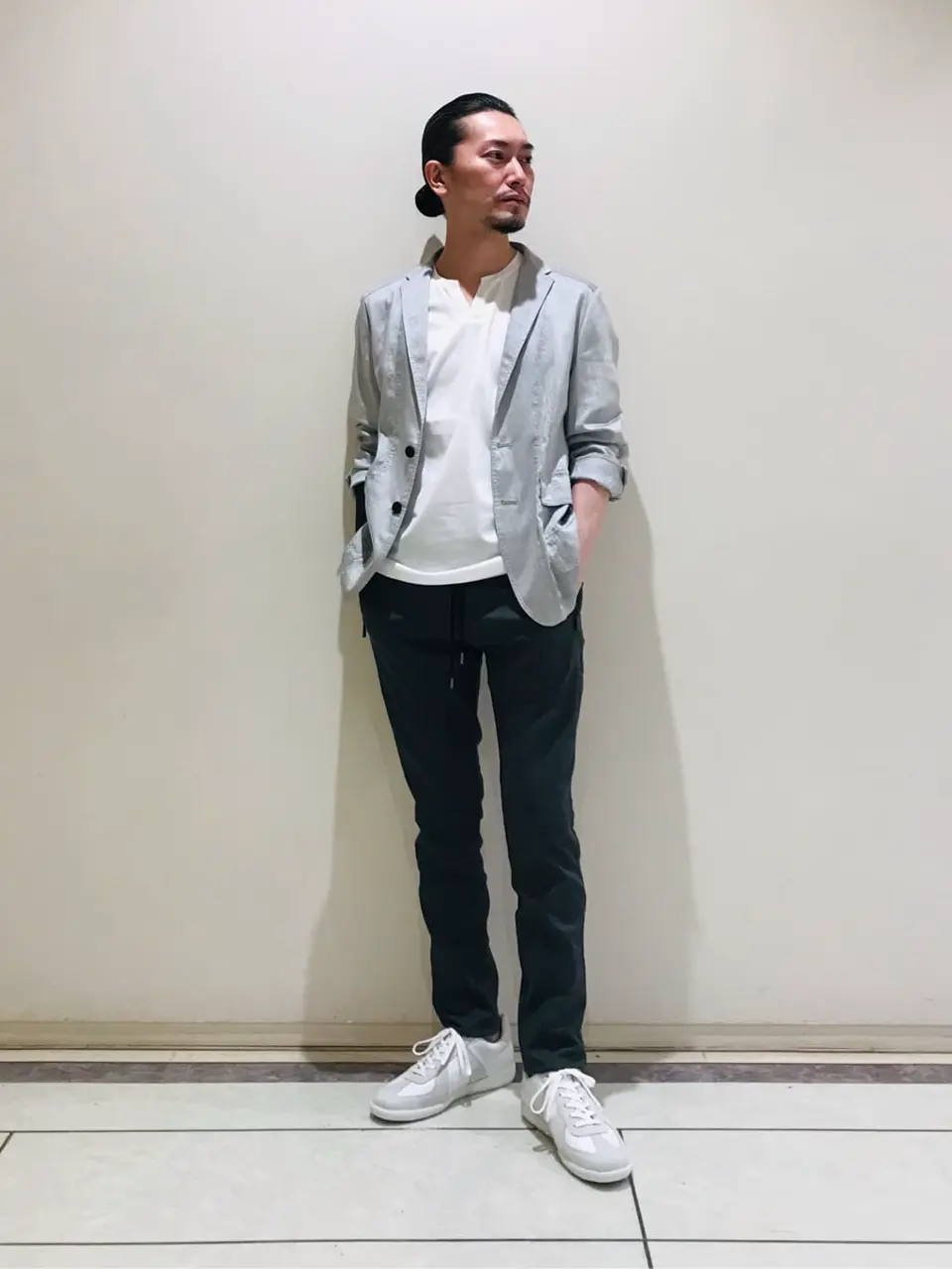  畑本 コーディネート画像