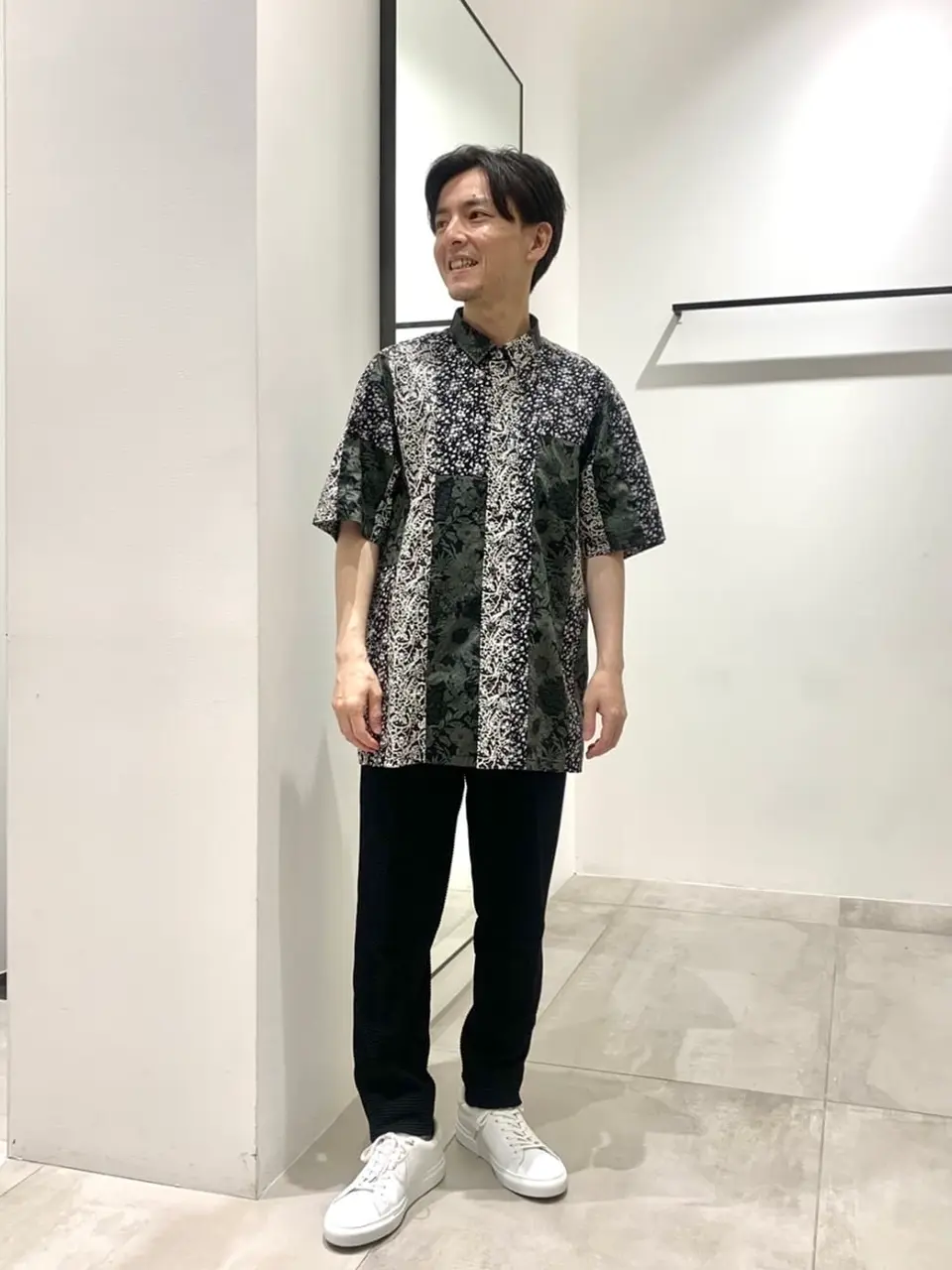 JOSEPH HOMME 鈴木 コーディネート画像