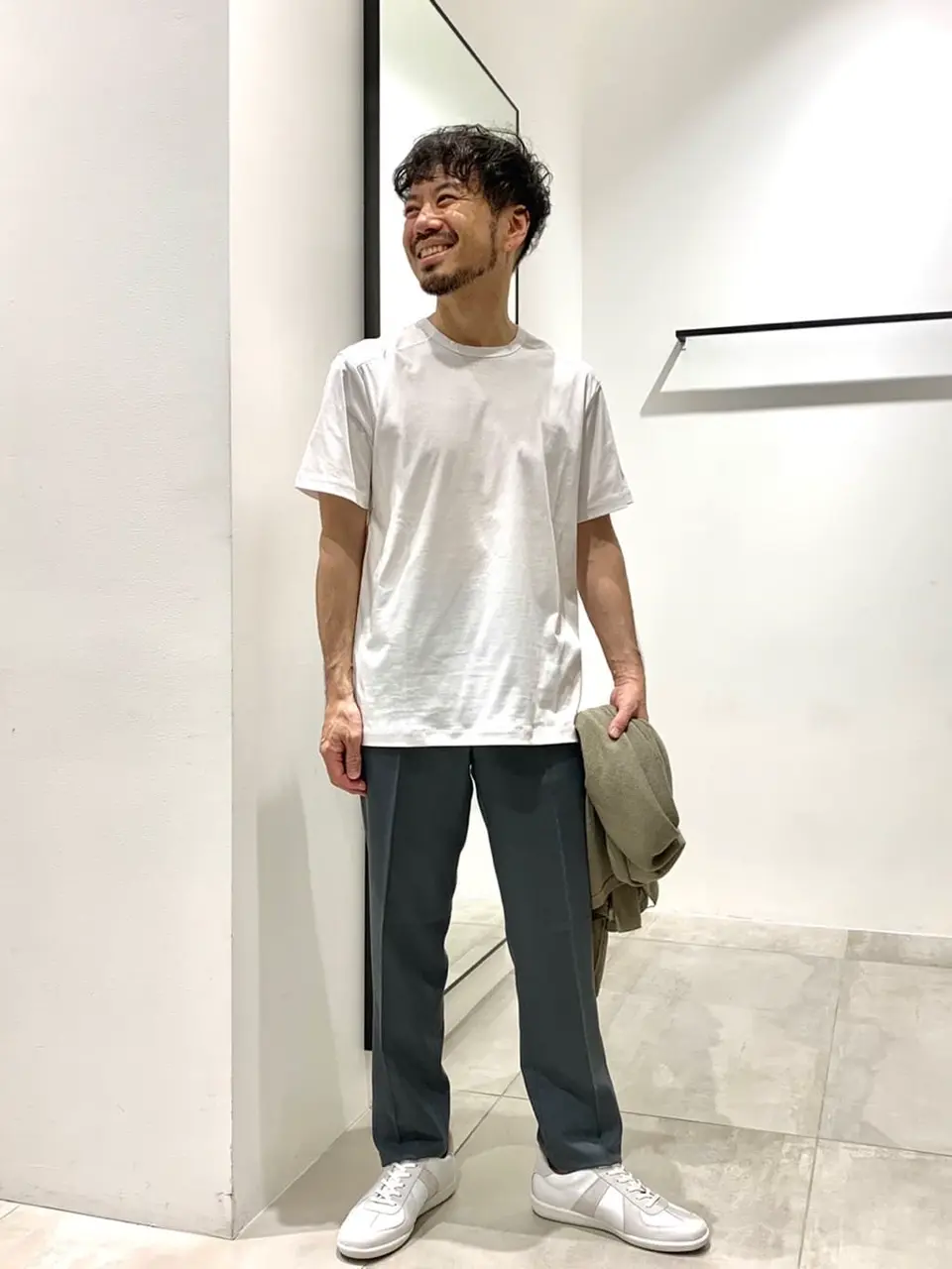 JOSEPH HOMME 中原 コーディネート画像