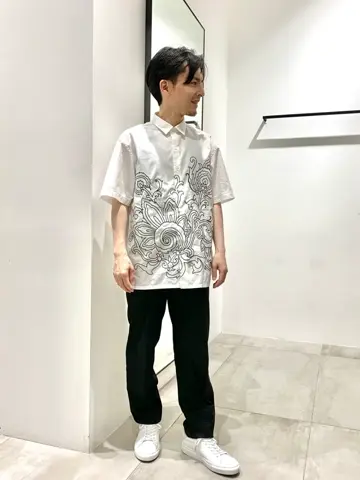 JOSEPH HOMME 鈴木 コーディネート画像